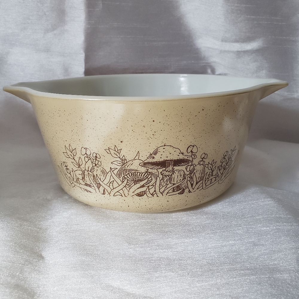 Vintage Pyrex Forest Fancies 474 Casserole Dish 1.5L